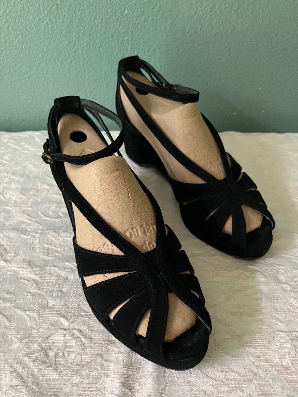 Donald J. Pilner Black Nubuck Dressy Wedge Sandals   Worn Twice  Size 7